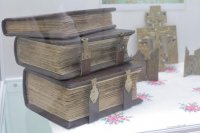 4-В областном архитектурно-этнографическом и природно-ландшафтном музее-заповеднике открылась выставка, посвященная святым равноапостольным Кириллу и Мефодию