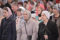 6-В день Радоницы епископ Амфилохий возглавил богослужение в Андреевском кафедральном соборе