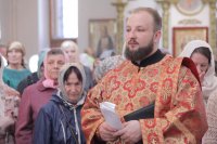 23-В день Радоницы епископ Амфилохий возглавил богослужение в Андреевском кафедральном соборе