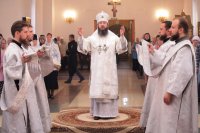 8-«Вознеслся еси во славе, Христе Боже наш». Православные христиане Усть-Каменогорска молитвенно встретили праздник Вознесения Господня