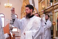 10-«Вознеслся еси во славе, Христе Боже наш». Православные христиане Усть-Каменогорска молитвенно встретили праздник Вознесения Господня