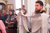 14-«Вознеслся еси во славе, Христе Боже наш». Православные христиане Усть-Каменогорска молитвенно встретили праздник Вознесения Господня