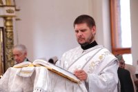 15-«Вознеслся еси во славе, Христе Боже наш». Православные христиане Усть-Каменогорска молитвенно встретили праздник Вознесения Господня