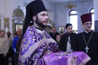 4-В Неделю 4-ю Великого поста епископ Амфилохий совершил Божественную Литургию в главном храме Восточного Казахстана