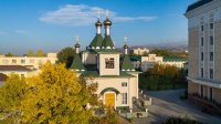 3-Управляющий Усть-Каменогорской и Семипалатинской епархией в празднование в честь Иверской иконы Божией Матери сослужил митрополиту Александру в Иверско-Серафимовском монастыре Алма-Аты