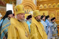 11-Управляющий Усть-Каменогорской и Семипалатинской епархией в празднование в честь Иверской иконы Божией Матери сослужил митрополиту Александру в Иверско-Серафимовском монастыре Алма-Аты