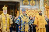 17-Управляющий Усть-Каменогорской и Семипалатинской епархией в празднование в честь Иверской иконы Божией Матери сослужил митрополиту Александру в Иверско-Серафимовском монастыре Алма-Аты