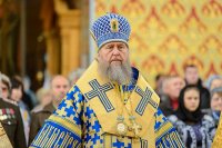 19-Управляющий Усть-Каменогорской и Семипалатинской епархией в празднование в честь Иверской иконы Божией Матери сослужил митрополиту Александру в Иверско-Серафимовском монастыре Алма-Аты