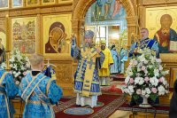 23-Управляющий Усть-Каменогорской и Семипалатинской епархией в празднование в честь Иверской иконы Божией Матери сослужил митрополиту Александру в Иверско-Серафимовском монастыре Алма-Аты
