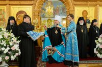 43-Управляющий Усть-Каменогорской и Семипалатинской епархией в празднование в честь Иверской иконы Божией Матери сослужил митрополиту Александру в Иверско-Серафимовском монастыре Алма-Аты