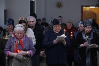 1-Епископ Амфилохий совершил чтение первой части Великого покаянного канона преподобного Андрея Критского в Андреевском кафедральном соборе