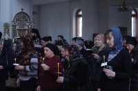 7-Епископ Амфилохий совершил чтение первой части Великого покаянного канона преподобного Андрея Критского в Андреевском кафедральном соборе