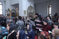 8-Епископ Амфилохий совершил чтение первой части Великого покаянного канона преподобного Андрея Критского в Андреевском кафедральном соборе