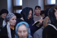 15-Епископ Амфилохий совершил чтение первой части Великого покаянного канона преподобного Андрея Критского в Андреевском кафедральном соборе