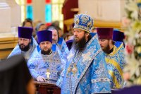 5-Управляющий Усть-Каменогорской и Семипалатинской епархией принял участие в торжествах в честь Феодоровской иконы Пресвятой Богородицы в Алма-Ате (+ВИДЕО)