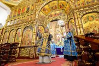 11-Управляющий Усть-Каменогорской и Семипалатинской епархией принял участие в торжествах в честь Феодоровской иконы Пресвятой Богородицы в Алма-Ате (+ВИДЕО)