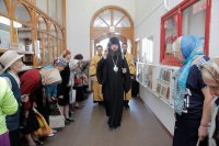 3-В воскресный день епископ Амфилохий совершил Божественную Литургию в главном храме Рудного Алтая