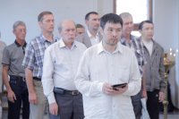 11-В воскресный день епископ Амфилохий совершил Божественную Литургию в главном храме Рудного Алтая