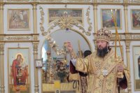 16-В воскресный день епископ Амфилохий совершил Божественную Литургию в главном храме Рудного Алтая