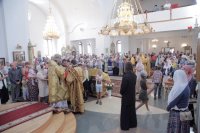 38-В воскресный день епископ Амфилохий совершил Божественную Литургию в главном храме Рудного Алтая