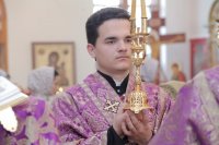 20-«Величаем Тя, Живодавче Христе, и чтим Крест Твой святый»