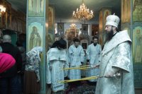 10-В Димитриевскую родительскую субботу епископ Амфилохий возглавил богослужения в Знаменско-Абалацком женском монастыре города Семипалатинска