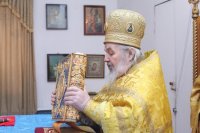 9-В воскресный день Преосвященнейший епископ Амфилохий совершил Божественную Литургию в Богородице-Рождественском храме Усть-Каменогорска (+ВИДЕО)