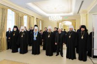 7-	 В Алма-Ате прошла презентация сборника трудов митрополита Александра и открылась фотовыставка, рассказывающая о Православии в Казахстане и Средней Азии