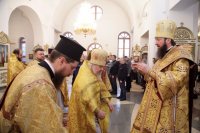 5-Служение епископа Амфилохия в Неделю святых отец