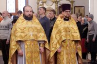 6-Служение епископа Амфилохия в Неделю святых отец
