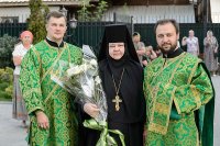 1-Престольный праздник Иверско-Серафимовского монастыря Алма-Аты. 35-летие служения в священном сане митрополита Астанайского и Казахстанского Александра 