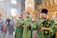 4-Престольный праздник Иверско-Серафимовского монастыря Алма-Аты. 35-летие служения в священном сане митрополита Астанайского и Казахстанского Александра 