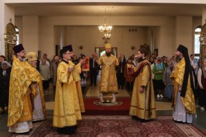 Служение епископа Амфилохия в Неделю всех святых