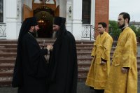 3-Служение епископа Амфилохия в Неделю всех святых