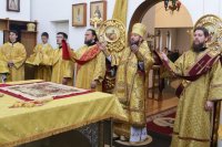 16-Служение епископа Амфилохия в Неделю всех святых