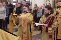 22-В Неделю о блудном сыне епископ Амфилохий совершил Божественную Литургию в кафедральном соборе