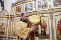 32-В Неделю о блудном сыне епископ Амфилохий совершил Божественную Литургию в кафедральном соборе