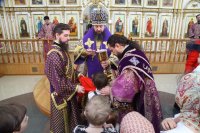20-В Неделю вторую Великого поста епископ Амфилохий возглавил служение Божественной Литургии в кафедральном соборе