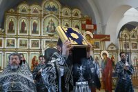 1-Утреня с чтением двенадцати Страстных Евангелий