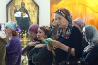 22-В день воспоминания Тайной Вечери епископ Амфилохий совершил Божественную Литургию в Андреевском кафедральном соборе