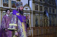 28-Служение епископа Амфилохия в день Великой Пятницы