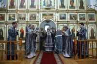 16-Соборное служение Божественной Литургии Преждеосвященных Даров в главном храме Восточного Казахстана