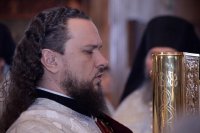 12-Служение епископа Амфилохия в день Собора Пресвятой Богородицы