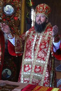 Служение епископа Амфилохия в Светлый Понедельник