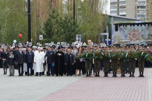 Епископ Амфилохий принял участие в праздновании Дня Великой Победы в Усть-Каменогорске