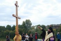 19-Епископ Амфилохий освятил место для строительства нового храма в городе Зыряновске