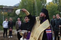 20-Епископ Амфилохий освятил место для строительства нового храма в городе Зыряновске