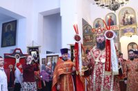 9-Светлый вторник. Божественная Литургия в Зиновьевском храме Усть-Каменогорска