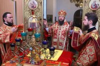 16-Светлый вторник. Божественная Литургия в Зиновьевском храме Усть-Каменогорска