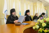 1-Управляющий Усть-Каменогорской епархией принял участие в первом в 2018 году заседании Синода Митрополичьего округа Русской Православной Церкви в Республике Казахстан